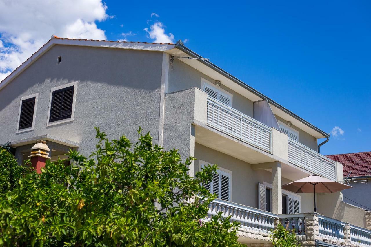 Apartments Rose Trogir Ngoại thất bức ảnh