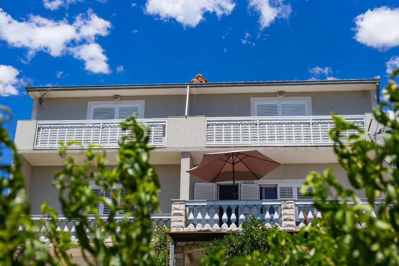 Apartments Rose Trogir Ngoại thất bức ảnh
