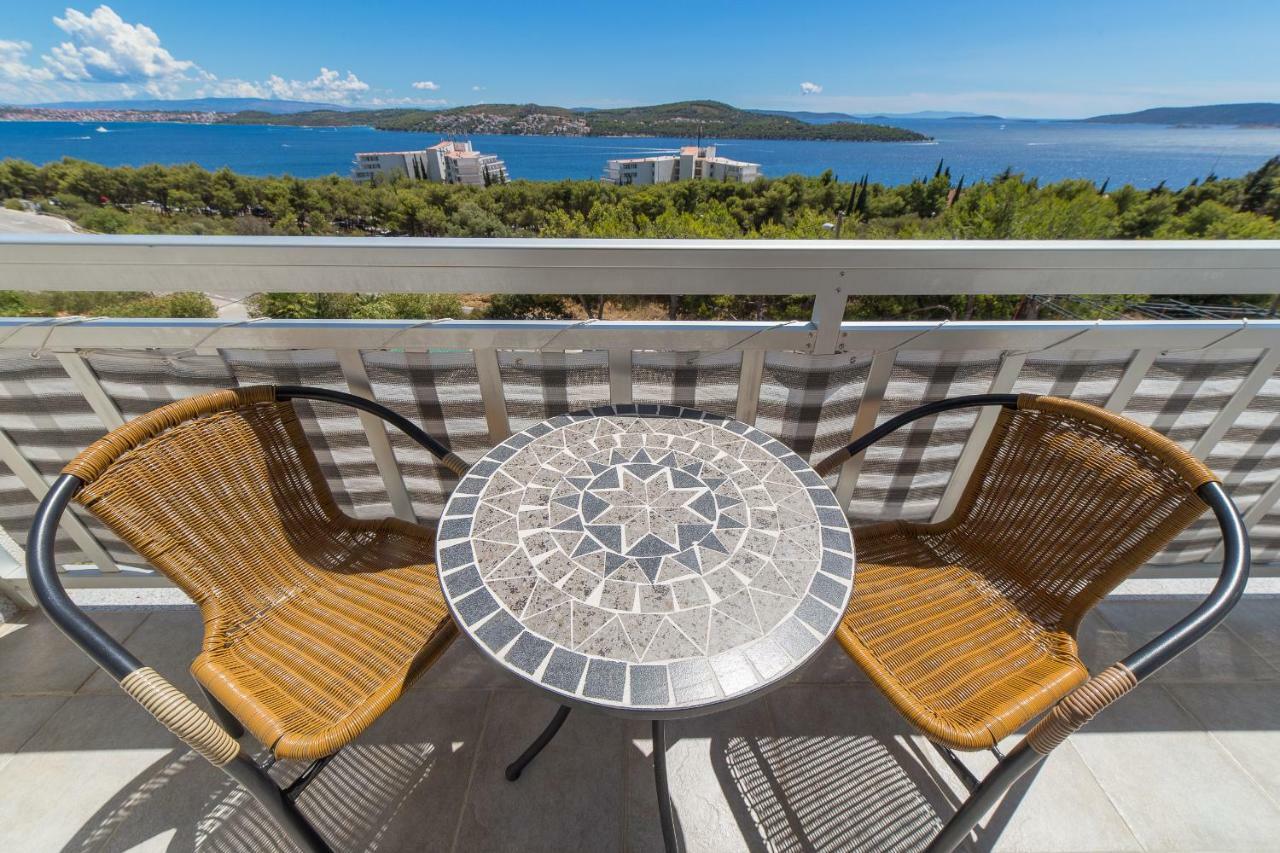 Apartments Rose Trogir Ngoại thất bức ảnh