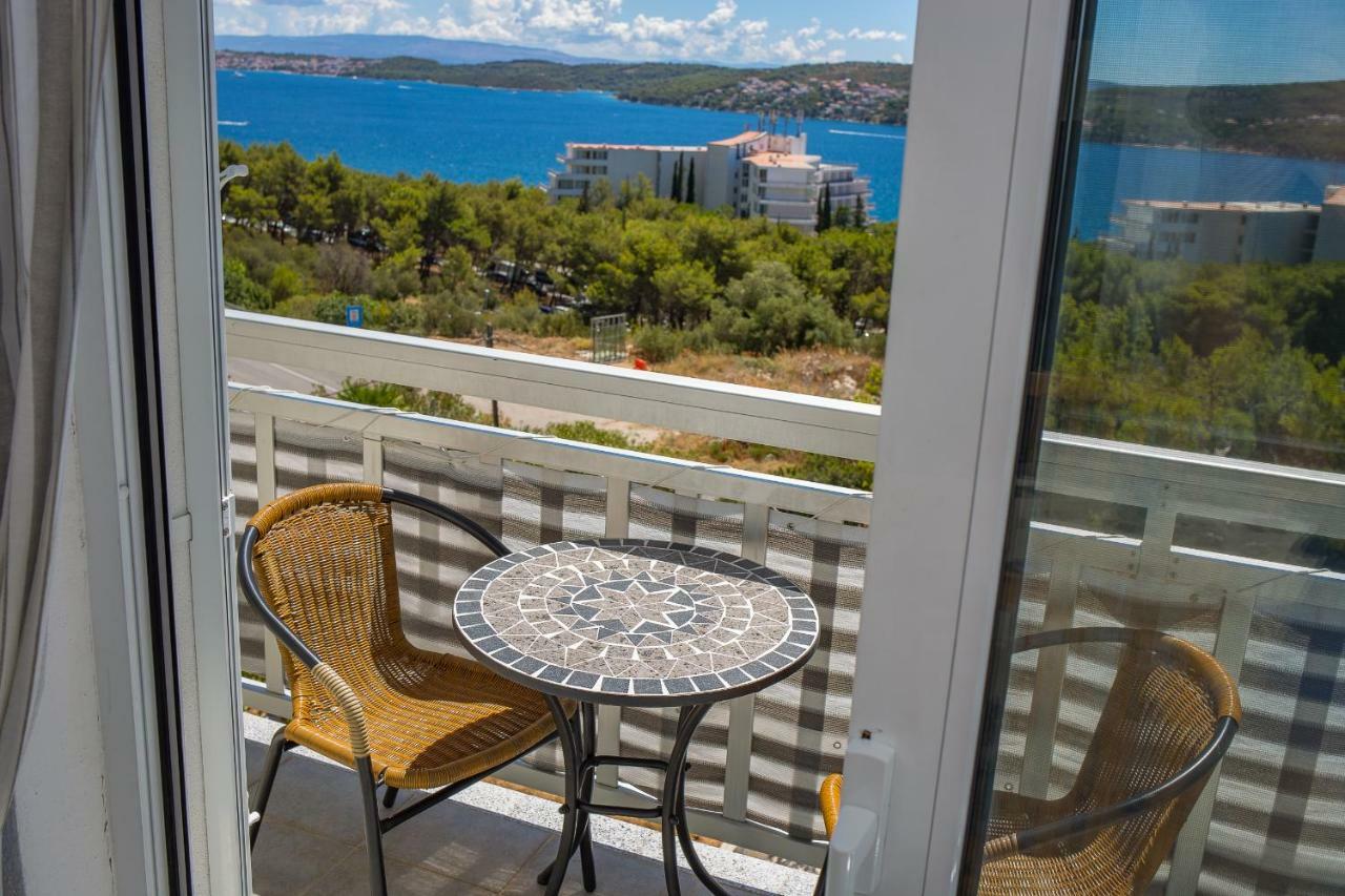 Apartments Rose Trogir Ngoại thất bức ảnh