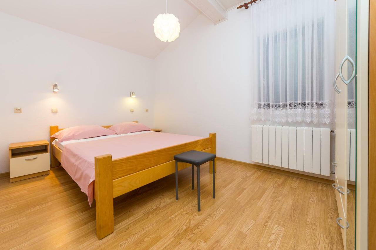 Apartments Rose Trogir Ngoại thất bức ảnh
